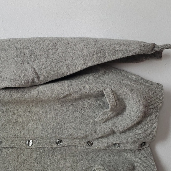 John Ashford pure wool gray cardigan sweater - Picture 2 of 8